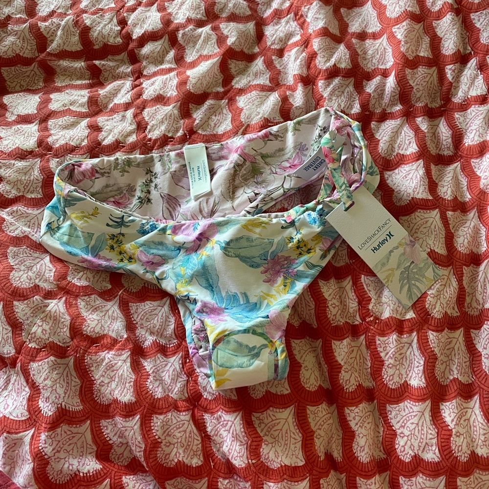 lsf x hurley swimsuit floral - Picture 2 of 4